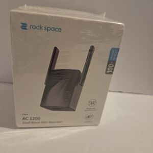 Rock Space AC1200 Dual-Band WiFi Repeater - Black